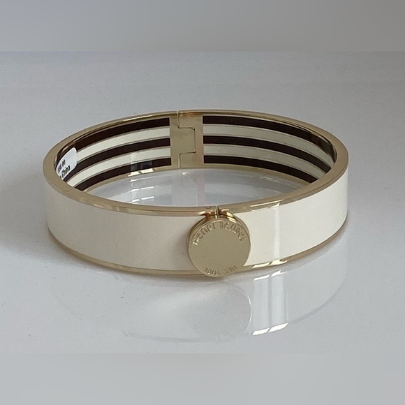 Henri Bendel 1895 Narrow Hinged Enamel Bangel In White & Gold - Picture 1 of 7